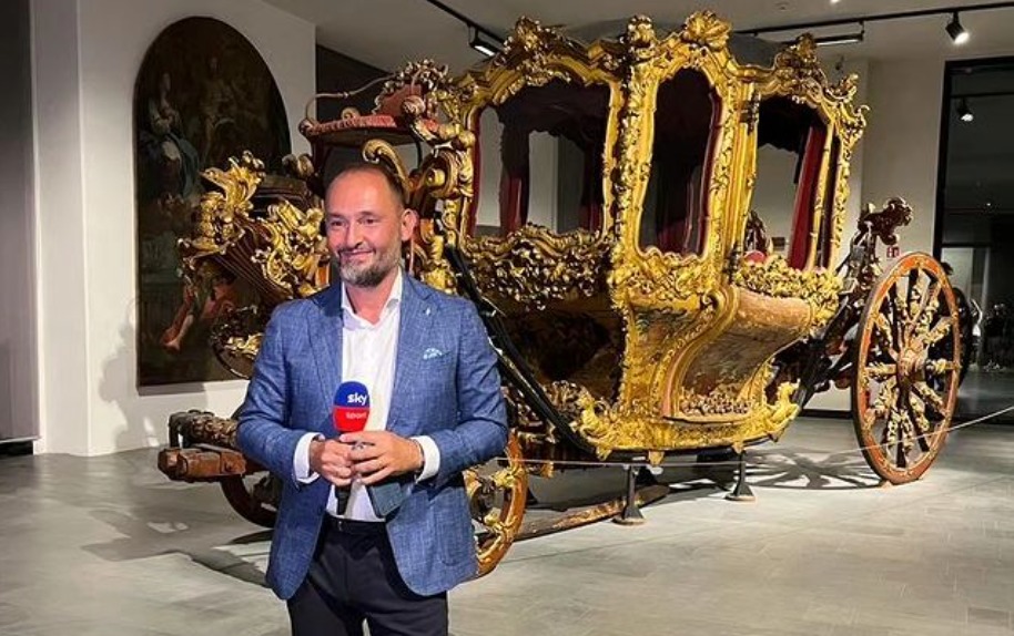 Il Calciomercato Di Sky Sport Arriva A Messina Le Dirette Tra Il Museo